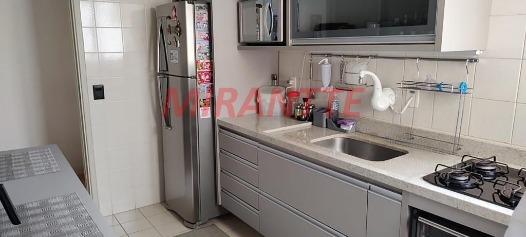 Apartamento com 3 quartos em Santa Teresinha