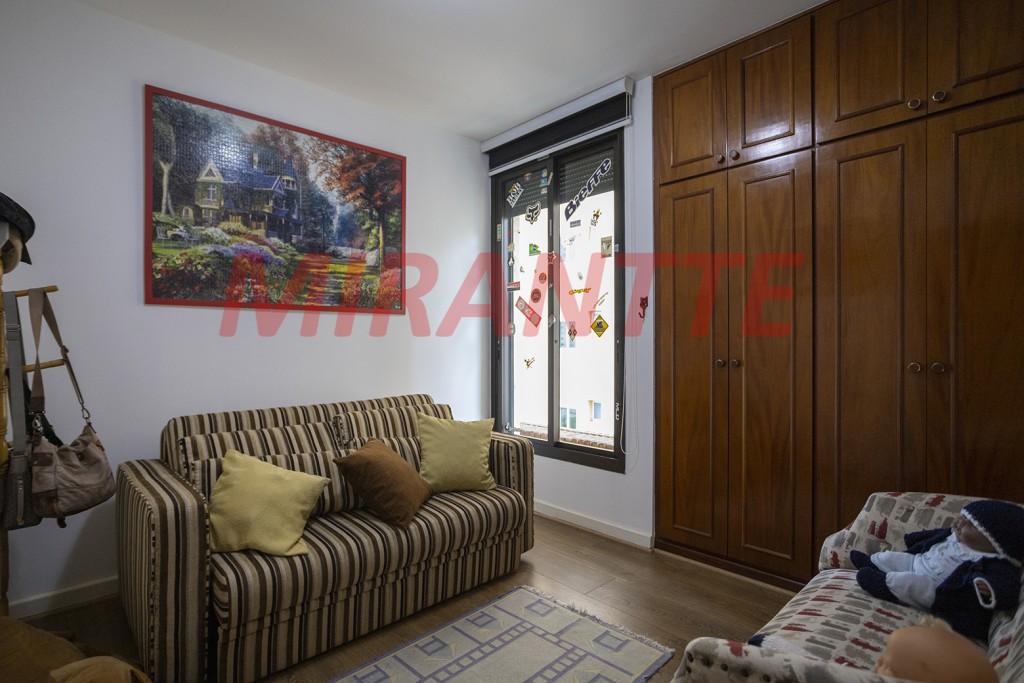 Apartamento de 218m² com 4 quartos em Santana