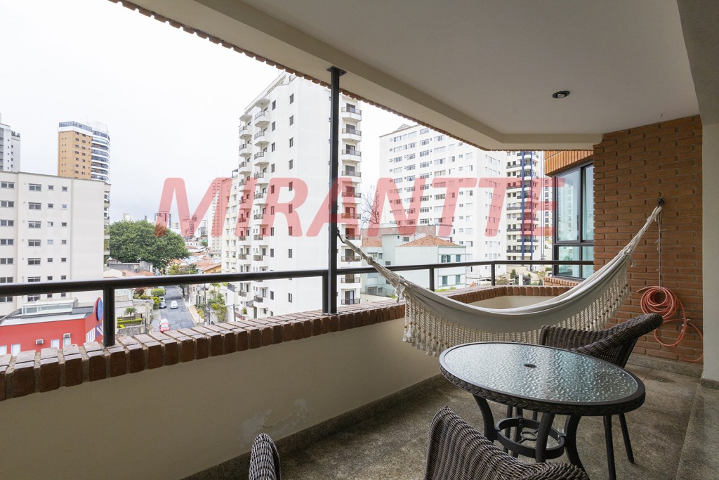 Apartamento de 218m² com 4 quartos em Santana