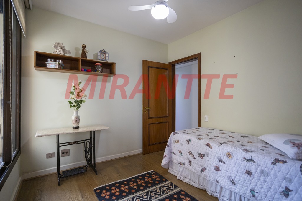 Apartamento de 218m² com 4 quartos em Santana