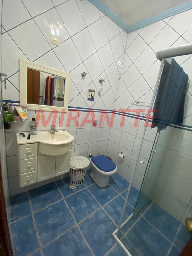 Sobrado de 700m² com 4 quartos em Serra Da Cantareira