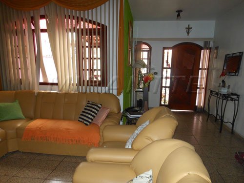 Casa terrea de 183m² com 3 quartos em Vila Mazzei