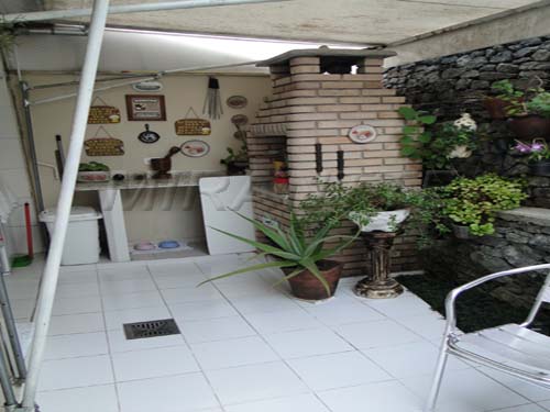 Cond. fechado de 114m² com 3 quartos em Pedra Branca