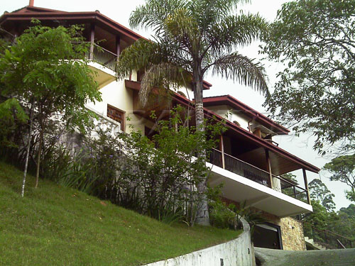 Sobrado de 557m² com 4 quartos em Serra da Cantareira