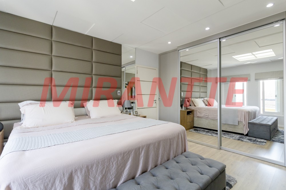 Sobrado de 450m² com 4 quartos em Tucuruvi