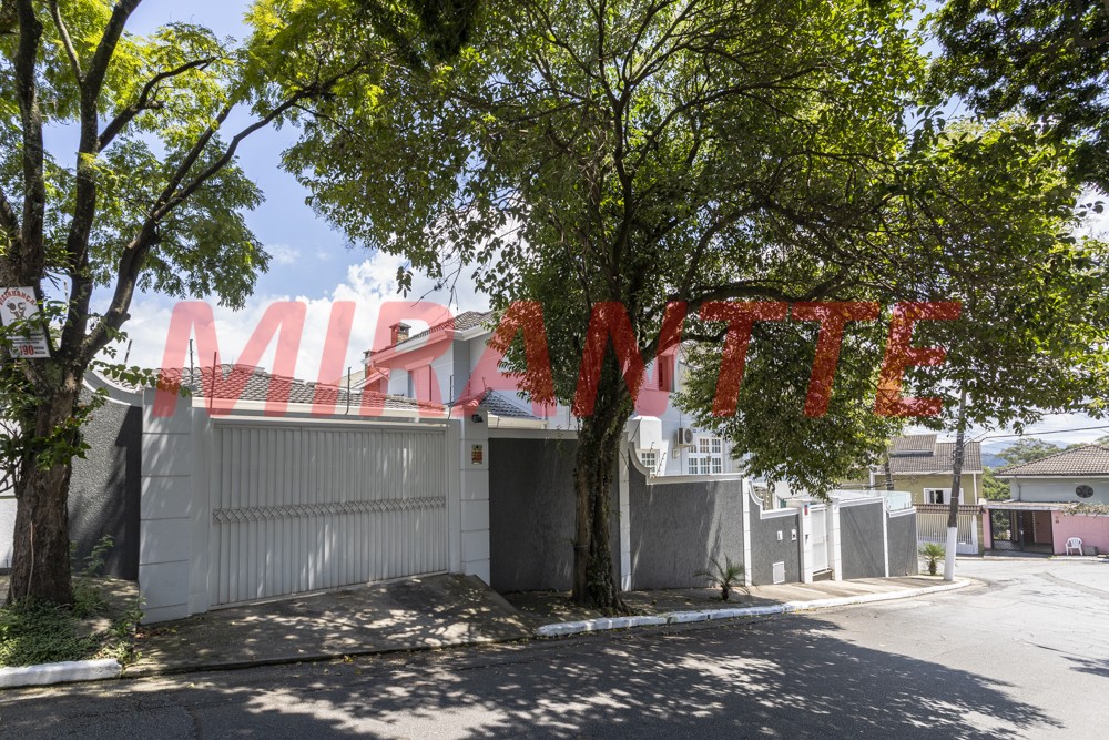 Sobrado de 450m² com 4 quartos em Tucuruvi