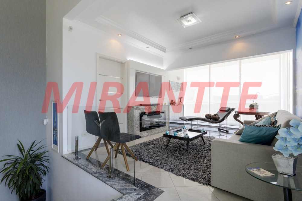 Sobrado de 450m² com 4 quartos em Tucuruvi