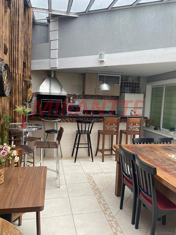 Sobrado de 380m² com 4 quartos em Jardim França