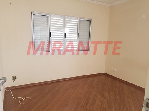 Sobrado de 220m² com 3 quartos em Jardim Bibi