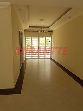 Sobrado de 220m² com 3 quartos em Jardim Bibi