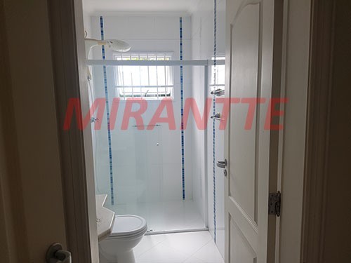 Sobrado de 220m² com 3 quartos em Jardim Bibi