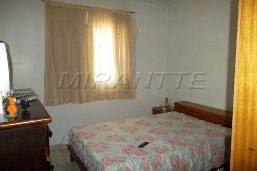 Sobrado de 150m² com 3 quartos em Vila Aurora