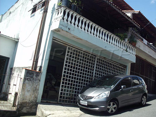 Casa terrea de 100m² em Vila Aurora
