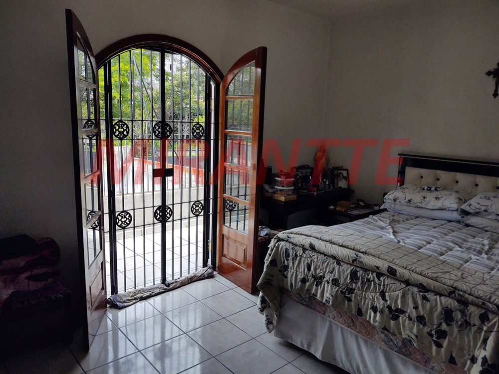 Sobrado de 150m² com 4 quartos em Vila Vitório Mazzei