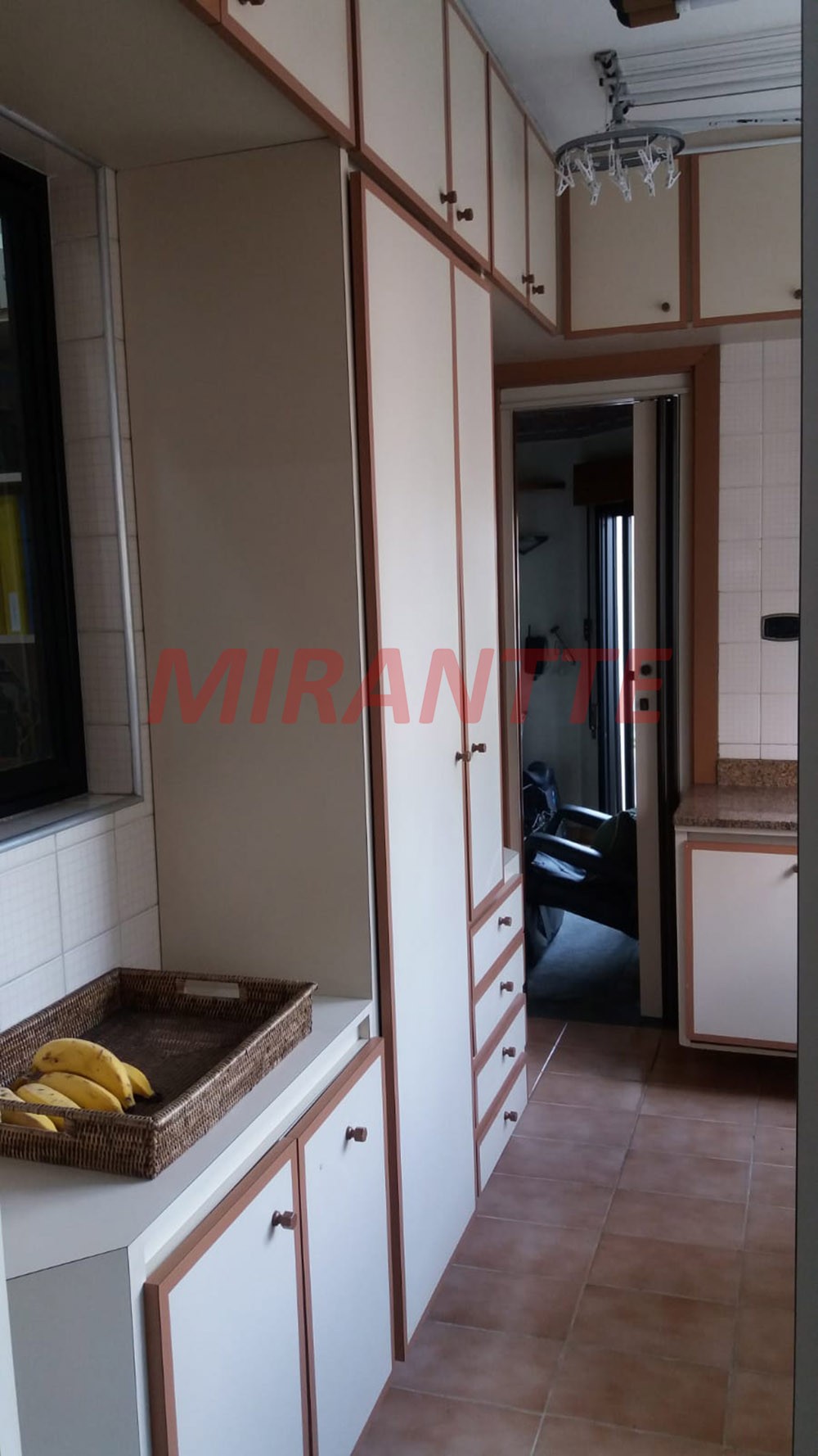 Apartamento com 4 quartos em Santana