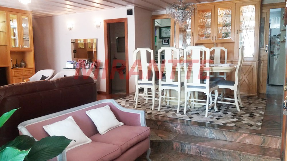 Apartamento com 4 quartos em Santana