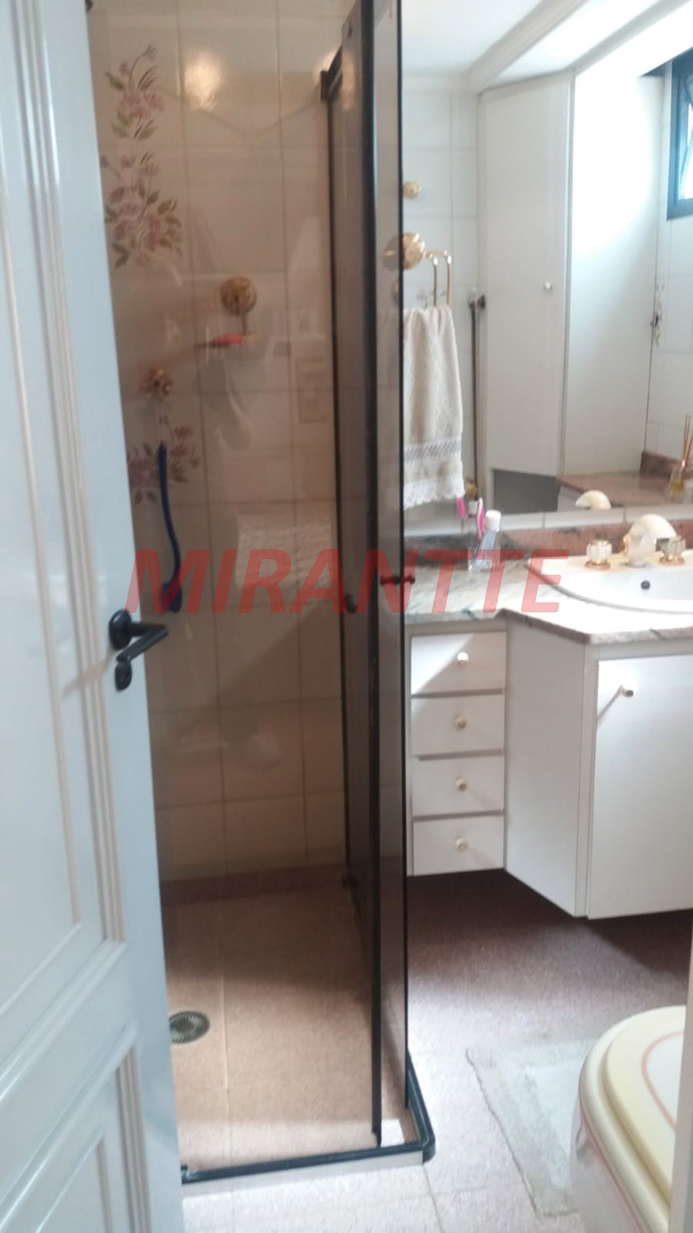 Apartamento com 4 quartos em Santana