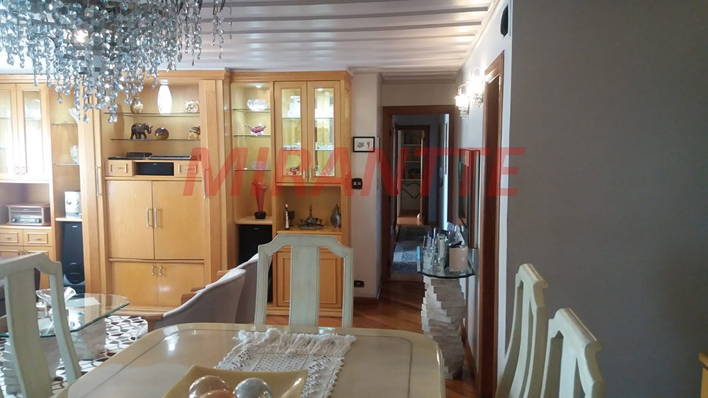 Apartamento com 4 quartos em Santana