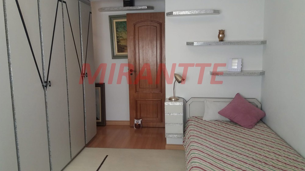 Apartamento com 4 quartos em Santana