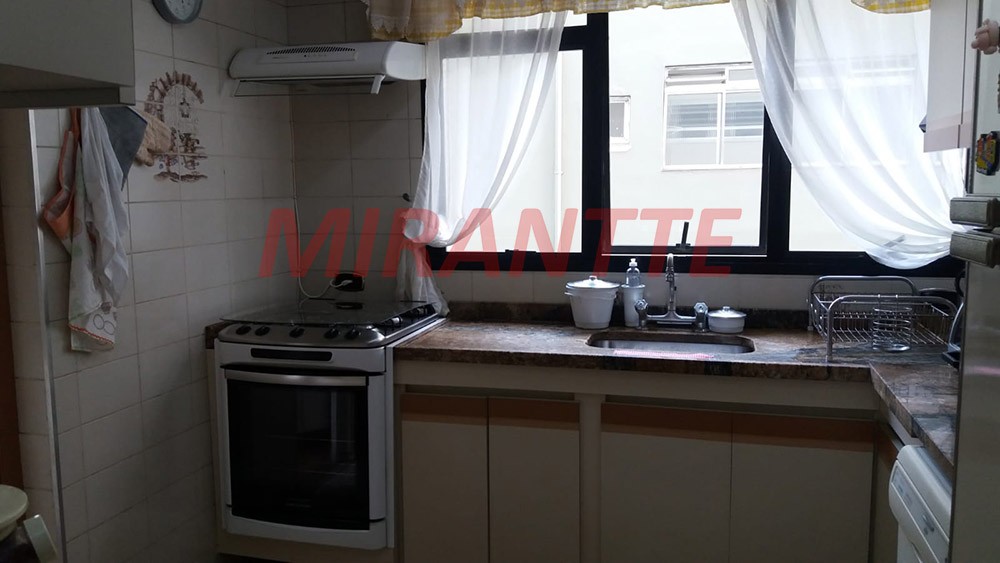 Apartamento com 4 quartos em Santana