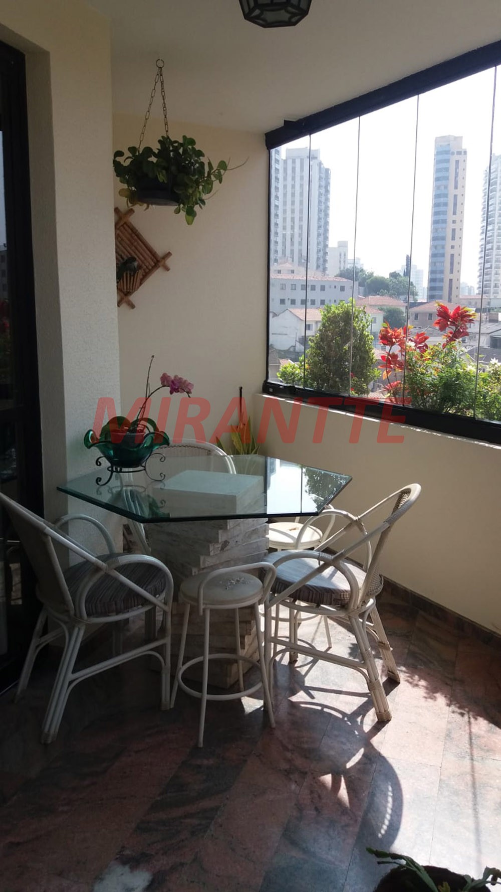 Apartamento com 4 quartos em Santana