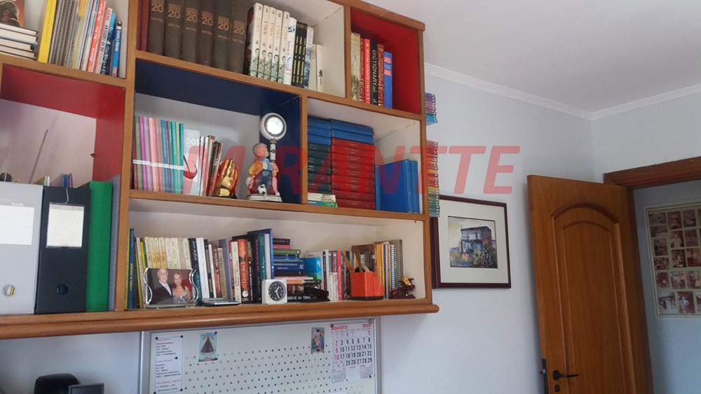 Apartamento com 4 quartos em Santana