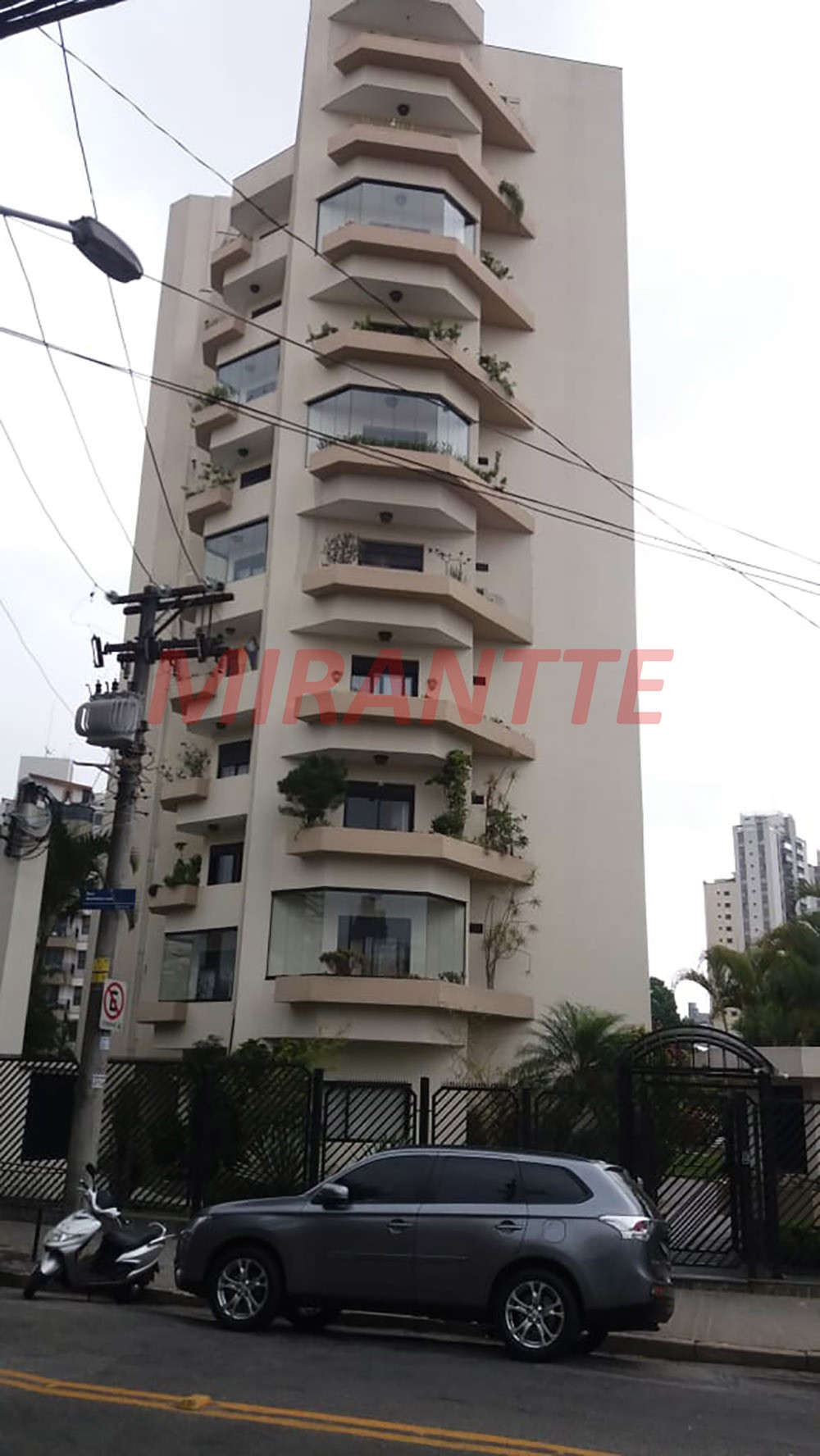 Apartamento com 4 quartos em Santana