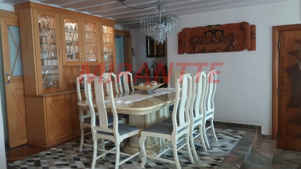 Apartamento com 4 quartos em Santana