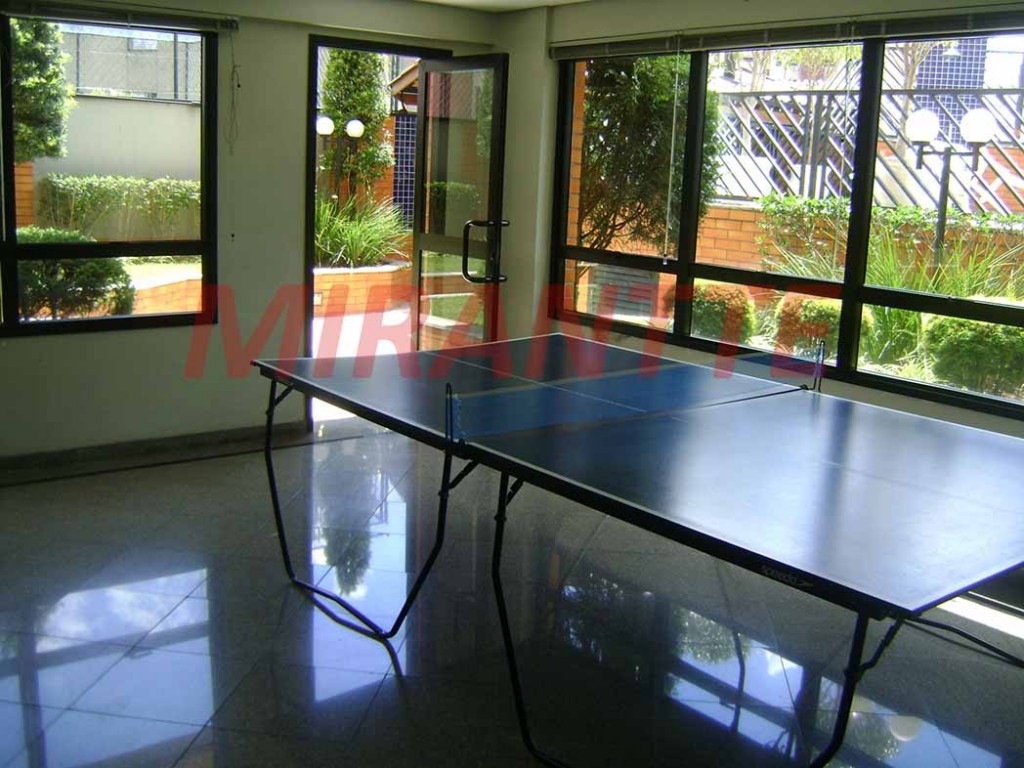 Apartamento de 200m² com 4 quartos em Água Fria