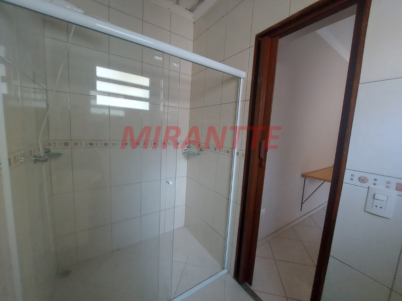 Sobrado de 176m² com 3 quartos em Santana