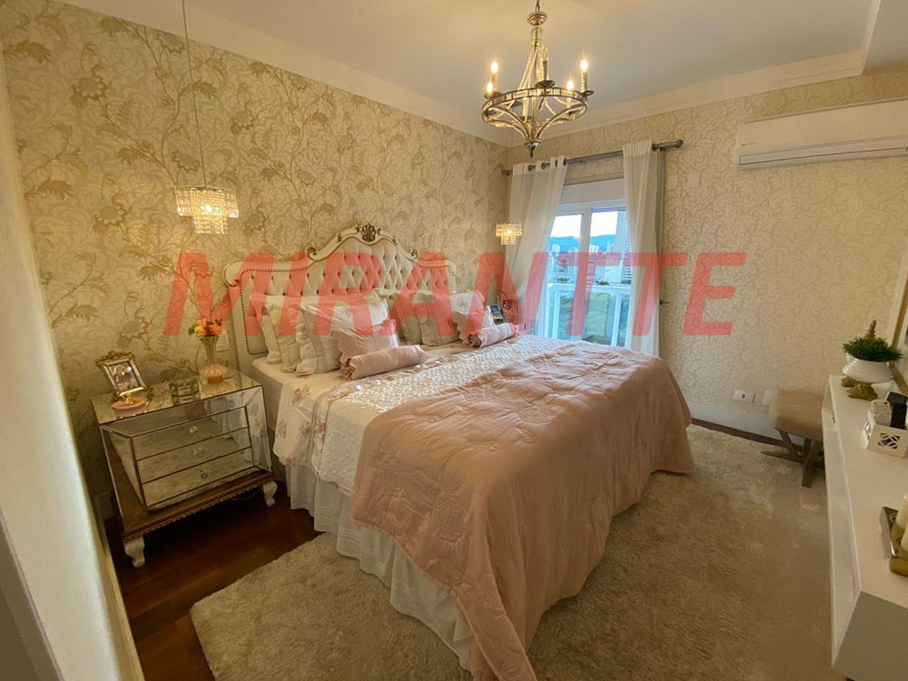 Apartamento de 260m² com 4 quartos em Santana