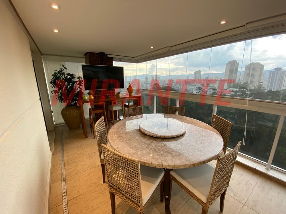Apartamento de 260m² com 4 quartos em Santana