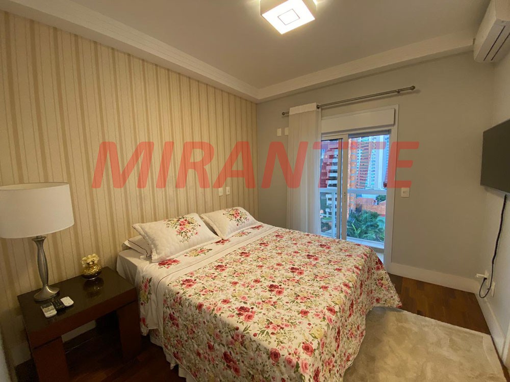 Apartamento de 260m² com 4 quartos em Santana