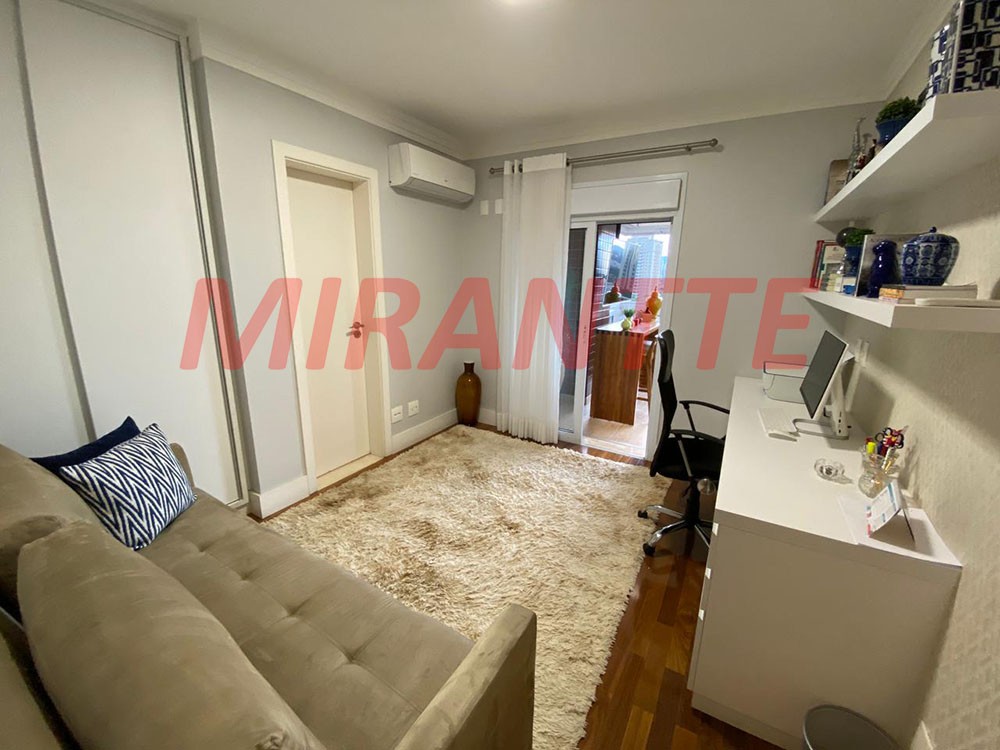 Apartamento de 260m² com 4 quartos em Santana