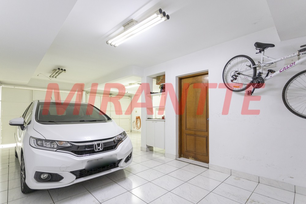 Sobrado de 314m² com 5 quartos em Santana
