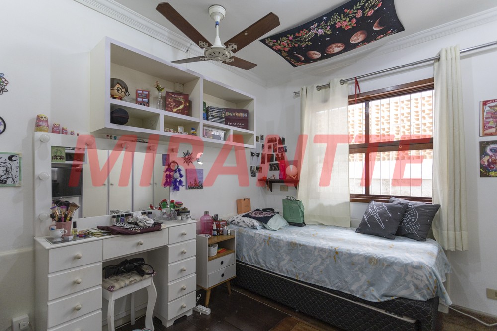 Sobrado de 314m² com 5 quartos em Santana