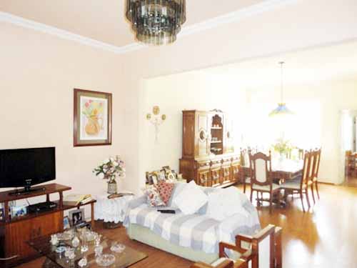 Sobrado de 122m² com 3 quartos em Santana
