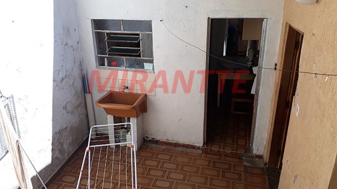Casa terrea de 250m² com 3 quartos em Vila Nivi
