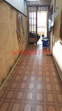 Casa terrea de 250m² com 3 quartos em Vila Nivi