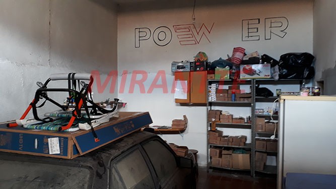 Casa terrea de 250m² com 3 quartos em Vila Nivi