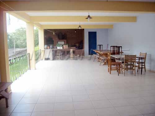 Sobrado de 580m² com 5 quartos em Serra Da Cantareira