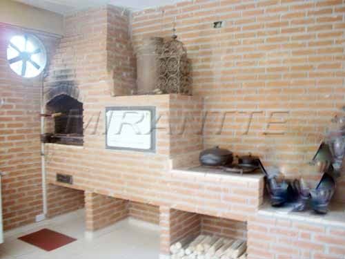 Sobrado de 580m² com 5 quartos em Serra Da Cantareira