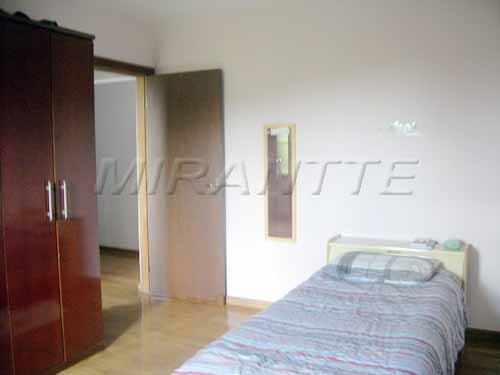 Sobrado de 580m² com 5 quartos em Serra Da Cantareira