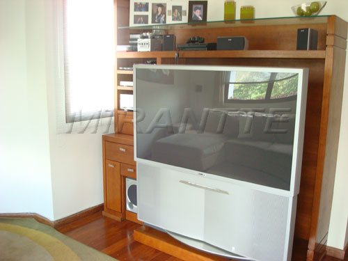 Apartamento de 262m² com 4 quartos em Horto Florestal