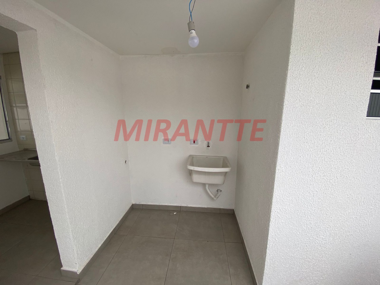 Comercial de 268m² em Santana