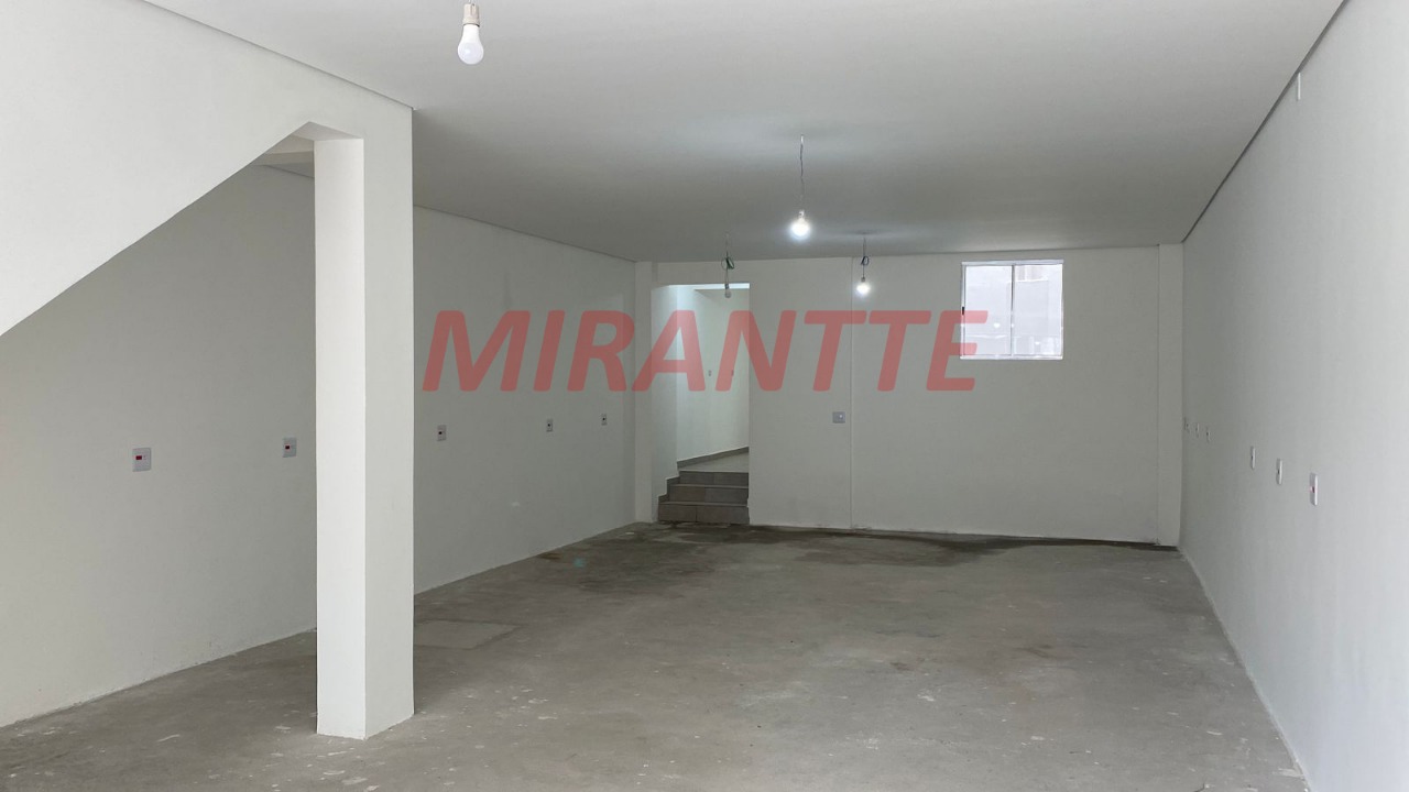 Comercial de 268m² em Santana