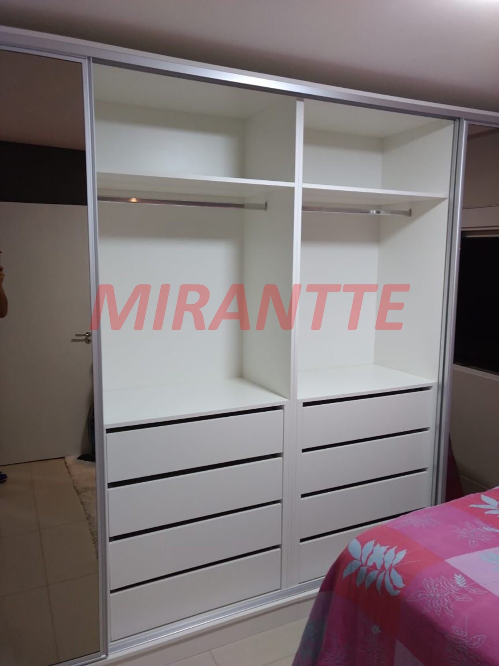 Casa terrea de 200m² com 3 quartos em Vila Ester