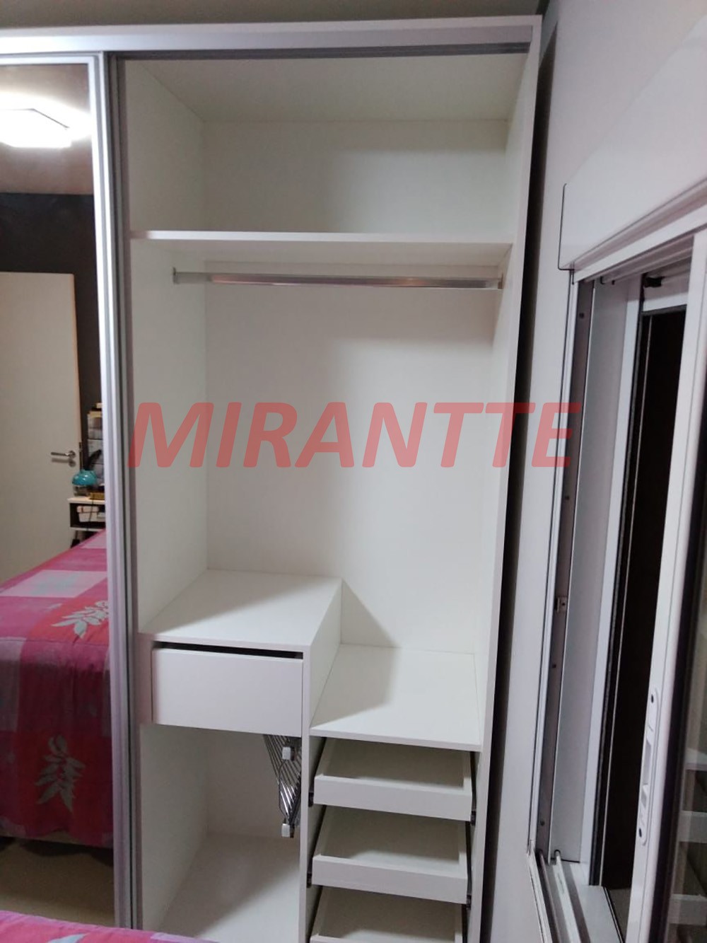 Casa terrea de 200m² com 3 quartos em Vila Ester