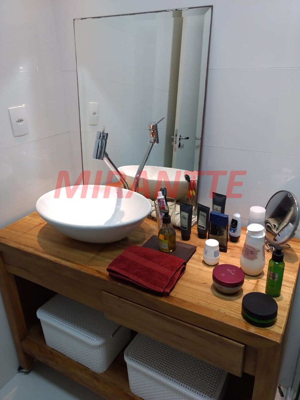 Casa terrea de 200m² com 3 quartos em Vila Ester