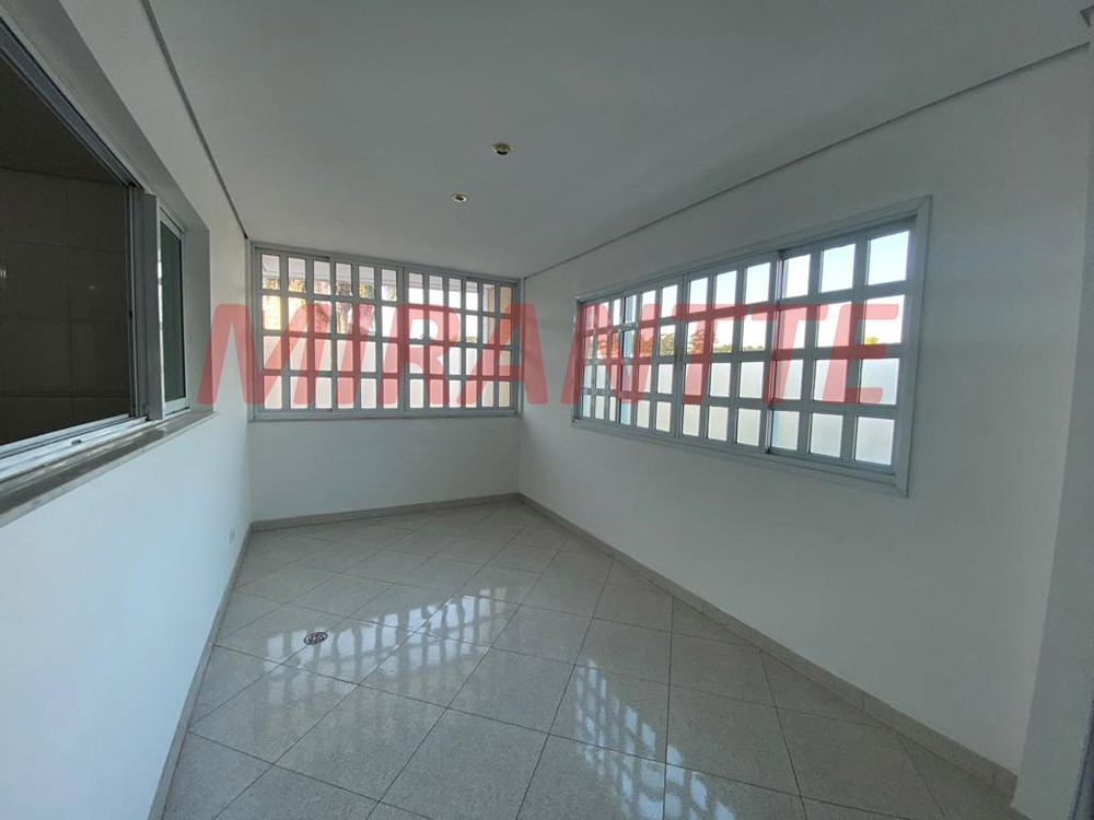 Sobrado de 384m² com 4 quartos em Jardim Bibi